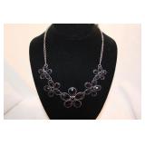 BLACK/SILVER FLOWERS NECKLACE BLACK/SILVER FLOWERS NECKLACE
