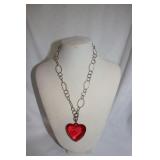 CLAIRE'S HEART ON SILVER NECKLACE CLAIRE'S HEART ON SILVER NECKLACE