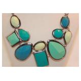 NEW DIRECTIONS BLUE/AQUA/GREEN NECKLACE NEW DIRECTIONS BLUE/AQUA/GREEN NECKLACE