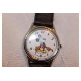 VINTAGE LORUS QUARTZ WALT DISNEY MICKEY MOUSE WATC VINTAGE LORUS QUARTZ WALT DISNEY MICKEY MOUSE WATC