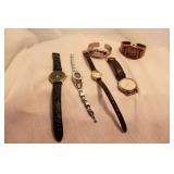 WATCH LOT - QUARTZ AND TIMEX (AS IS) WATCH LOT - QUARTZ AND TIMEX (AS IS)