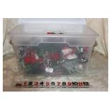 LOT OF NEWCHRISTMAS PIKS FOR WREATHS/ARRANGEMENT LOT OF NEWCHRISTMAS PIKS FOR WREATHS/ARRANGEMENT