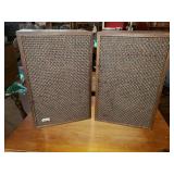 Pair of Harman Gardon HK-20 Speakers Pair of Harman Gardon HK-20 Speakers