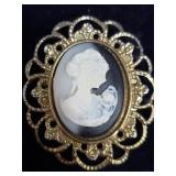 VINTAGE CAMEO