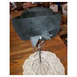 VINTAGE LADY'S HAT   - BLACK WITH BOW