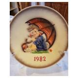 1982 HUMMEL COLLECTOR PLATE