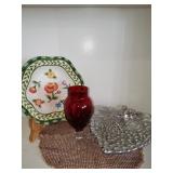 FITZ & FLOYD PLATE, RED VASE, METAL GRAPE BOWL