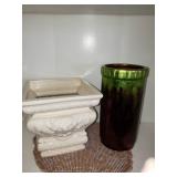2 CERAMIC PLANTERS 2 CERAMIC PLANTERS