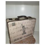 'SUITCASE' - APPROX. 14X10' 'SUITCASE' - APPROX. 14X10'