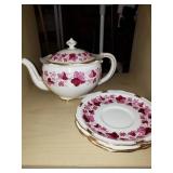 TEA POT AND 3 SAUCERS - ROYAL BROWN DERBY TEA POT AND 3 SAUCERS - ROYAL BROWN DERBY
