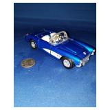 BLUE/WHITE DIE CAST CAR