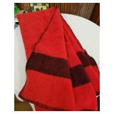 100% WOOL BLANKET 100% WOOL BLANKET