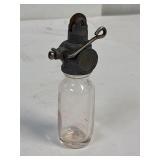 Vintage pin stripe applicator.