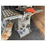 10'  Table saw. Works. Extra blades.
