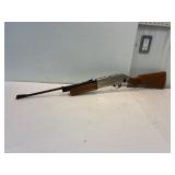 Crossman pellet/BB gun. Appears to work