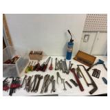 Quantity of hand tools.