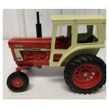1/16 International 1066 Turbo Tractor with cab