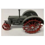 1/16 Case Tractor