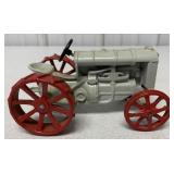 1/16 Fordson Model F Tractor