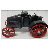 1/16 International 8-16 Kerosene Tractor