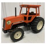 1/16 Ertl Allis-CHalmers 8010 Tractor