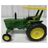 1/16 John Deere WF 3020w/canopy, repainted