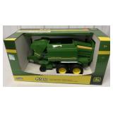 1/16 John Deere 690 Large Square Baler in box