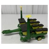 1/16 Ertl John Deere 4 Row Planter