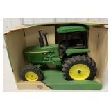 1/16 Ertl John Deere 4455 MFWD Tractor in box