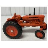 1/16 Ertl Allis-Chalmers WD-45 Tractor