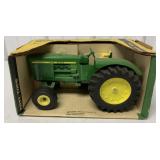 1/16 Ertl John Deere 5020 Diesel Tractor in box