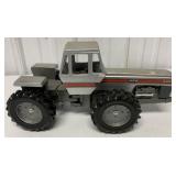 1/16 WFE 4-175 Field Boss Tractor