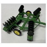 1/16 Ertl John Deere Tandem Wing Disk