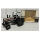 1/16 Scale Models White 2-180 Field Boss Tractor