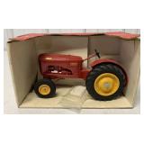 1/16 Massey-Harris 102 Wide Front Tractor