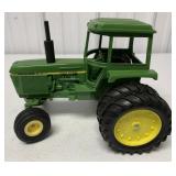1/16 Ertl John Deere 4440Tractor w/Duals
