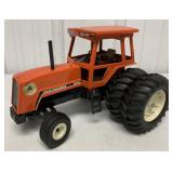 1/16 Ertl Allis-Chalmers 8030 Tractor