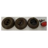 (4) Bike Reflector/Fuel Tank Grommet/Seals?