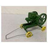 1/6 Ertl John Deere Gas Hit and Miss Engine