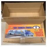 10 Sunoco Tankers in boxes in shipper box