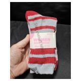2 PK Womens Socks SZ 4/10 Red