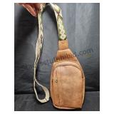Cluci Sling Bag Good Used