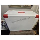 Coleman Basics Cooler / Table