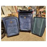Luggage Blue Set Appears New