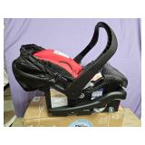Car Seat 4 to 30 LBS NEW