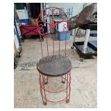 VTG Parlor Chair