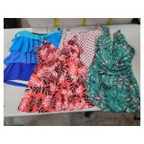 3 Tankini Tops & 1 Piece Swim Suits 14/16
