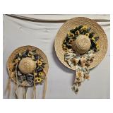 2 Decorative Straw Hats