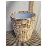 13 Inch Trash Can W/Liner