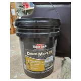 5 Gallon Blacktop Filler Sealer